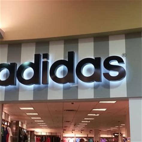 adidas outlet las vegas nevada.